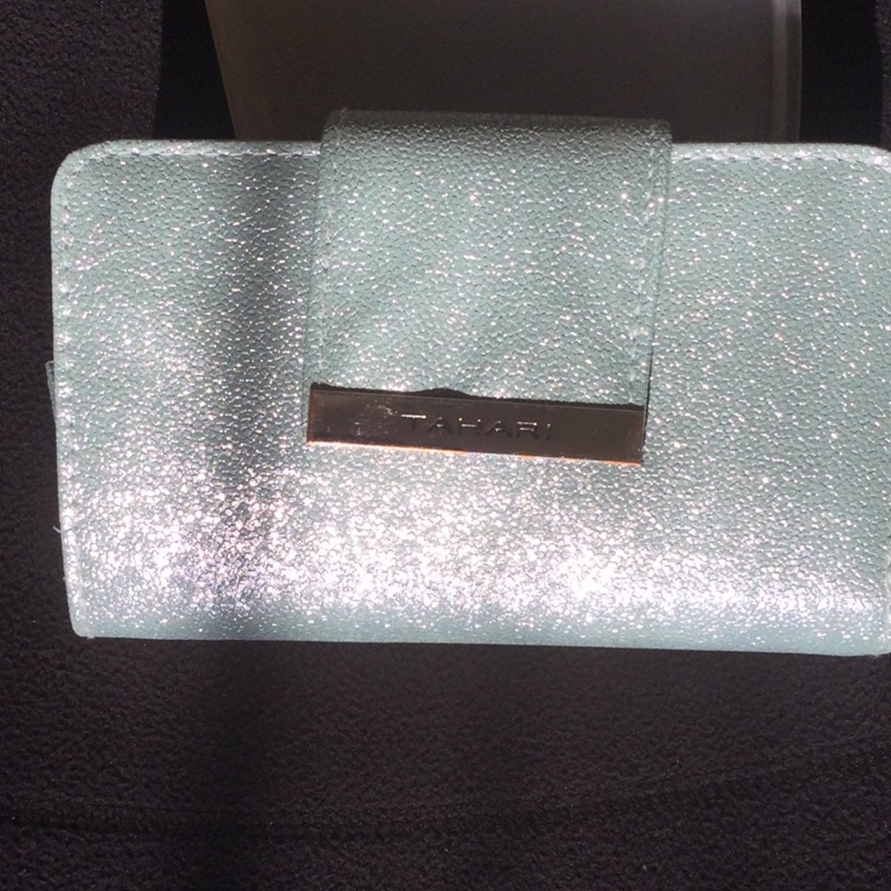 RFID Tahari Wallet